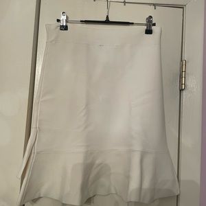BCBG White skirt